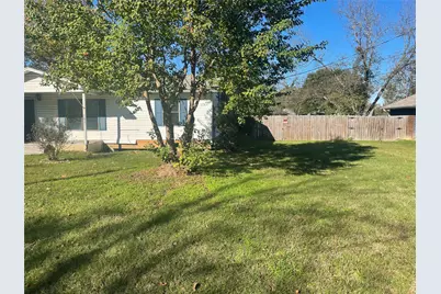 301 Walnut Street, Chandler, TX 75758 - Photo 5