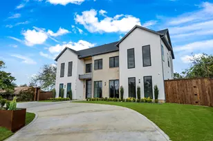 3739 Royal Ln, Dallas, TX 75229 - Photo 3