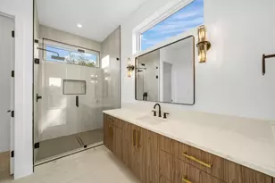 3739 Royal Ln, Dallas, TX 75229 - Photo 35