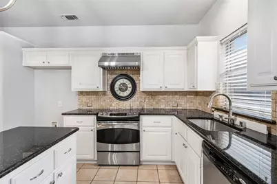 10715 Wild Oak Drive, Frisco, TX 75035 - Photo 9