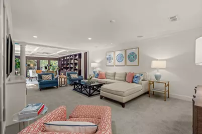 5849 Merrymount Road, Westover Hills, TX 76107 - Photo 11