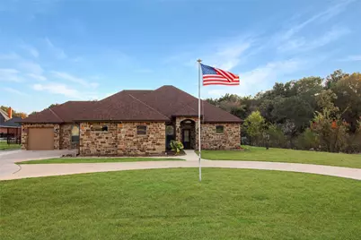 301 Cape Shore Drive, Mabank, TX 75143 - Photo 3