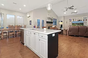 301 Cape Shore Dr, Mabank, TX 75143 - Photo 27