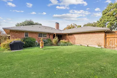 9414 Arborhill Drive, Dallas, TX 75243 - Photo 25