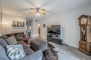 3212 Donnelly Cir, Fort Worth, TX 76107 - Photo 7