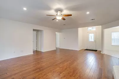 701 Stonebrooke Drive, Burleson, TX 76028 - Photo 7