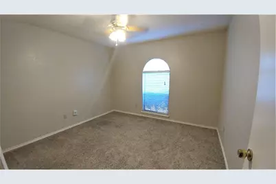 3633 Wedgworth Road, Fort Worth, TX 76133 - Photo 13