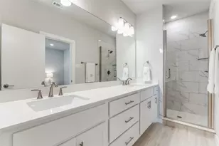 2360 Rook Dr, Dallas, TX 75211 - Photo 17