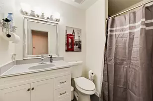 7510 Holly Hill Dr, Dallas, TX 75231 - Photo 19