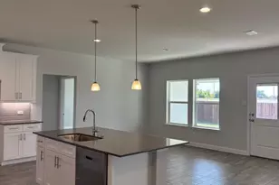 4231 Cornerstone Cir, Granbury, TX 76048 - Photo 3