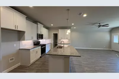 4237 Cornerstone Circle, Granbury, TX 76048 - Photo 5