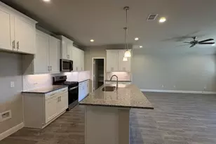 4237 Cornerstone Cir, Granbury, TX 76048 - Photo 3