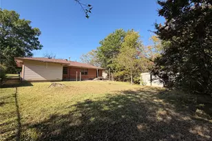 1611 N Alexander St, Sherman, TX 75092 - Photo 27