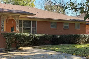 1611 N Alexander St, Sherman, TX 75092 - Photo 3