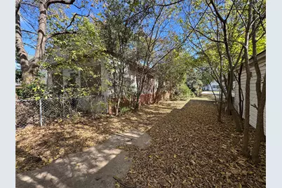 807 N Marable Street, West, TX 76691 - Photo 27