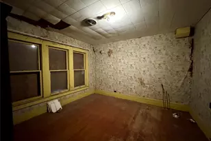 807 N Marable St, West, TX 76691 - Photo 13