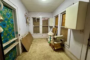 807 N Marable St, West, TX 76691 - Photo 17