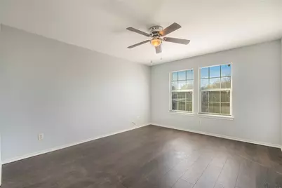 1437 N Bluegrove Road, Lancaster, TX 75134 - Photo 13