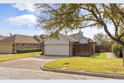 10705 Tall Oak Drive, Fort Worth, TX 76108 - Photo 3