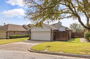 10705 Tall Oak Dr, Fort Worth, TX 76108 - Photo 3