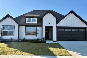 4243 Cornerstone Cir, Granbury, TX 76048 - Photo 1