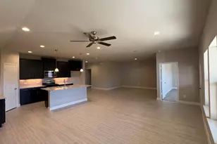 4243 Cornerstone Cir, Granbury, TX 76048 - Photo 7