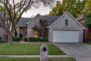 2129 Clubside Dr, Corinth, TX 76210 - Photo 3