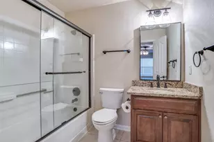 2129 Clubside Dr, Corinth, TX 76210 - Photo 25