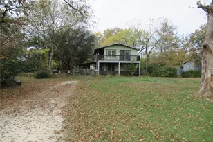 242 Club Park Ct, East Tawakoni, TX 75472 - Photo 9
