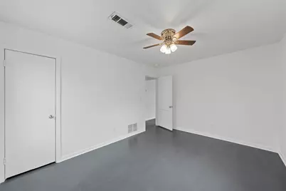 616 Tulane Street, Beverly Hills, TX 76711 - Photo 7