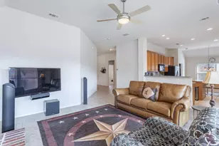 2437 Campfire Ln, Frisco, TX 75033 - Photo 7