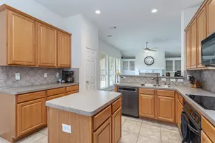 2437 Campfire Ln, Frisco, TX 75033 - Photo 11