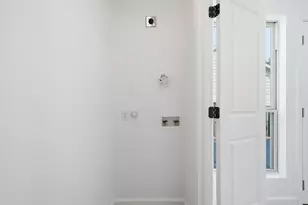 1711 E Waco Ave, Dallas, TX 75216 - Photo 17