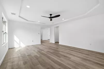 1711 E Waco Avenue, Dallas, TX 75216 - Photo 7