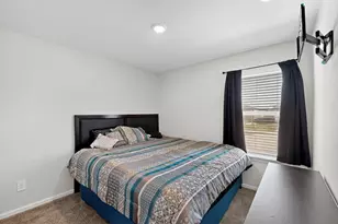 612 Mount Vis Ln, Fort Worth, TX 76131 - Photo 11