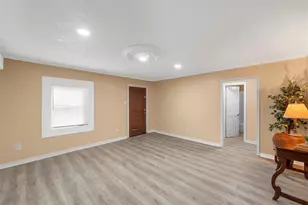 4505 Memorial Dr, Beverly Hills, TX 76711 - Photo 5