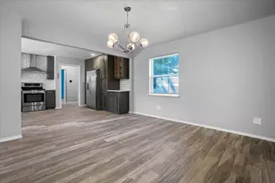 1510 Bowie St, Garland, TX 75042 - Photo 11