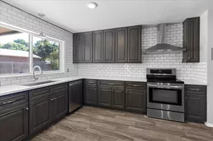 1510 Bowie St, Garland, TX 75042 - Photo 13