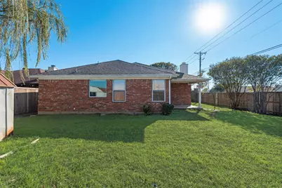 824 Bridle Trail, Saginaw, TX 76179 - Photo 31