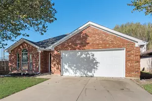 824 Bridle Trail, Saginaw, TX 76179 - Photo 1
