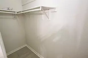 1402 S Carrier Pkwy, Grand Prairie, TX 75051 - Photo 13