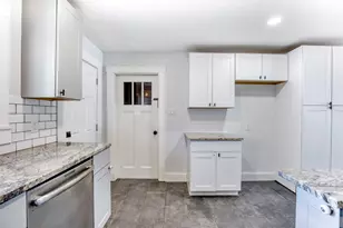 903 W 8th St, Bonham, TX 75418 - Photo 9