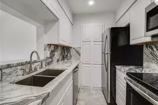 1200 Calico Ln, Arlington, TX 76011 - Photo 7