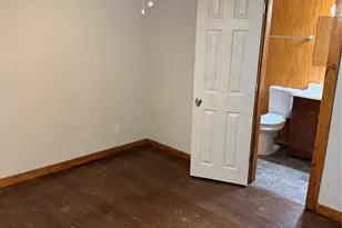 1705 Chris Craft Dr, Grapevine, TX 76051 - Photo 9