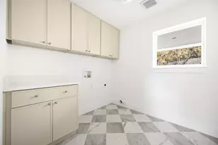 9747 Parkford Dr, Dallas, TX 75238 - Photo 21