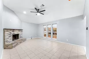 1042 Kim Ln, Mesquite, TX 75149 - Photo 3