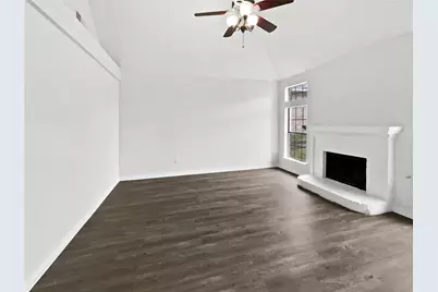 1726 Hillcrest Court, Balch Springs, TX 75180 - Photo 13