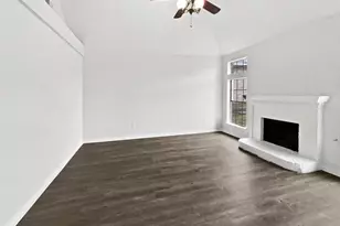 1726 Hillcrest Ct, Balch Springs, TX 75180 - Photo 13