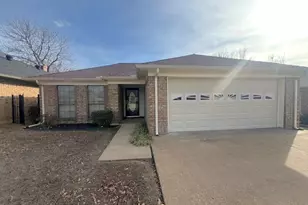 1756 Red Oak Cir, Sulphur Springs, TX 75482 - Photo 1