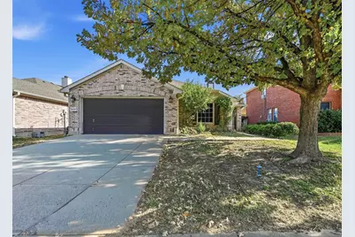 5432 Presidio Drive, Grand Prairie, TX 75052 - Photo 1